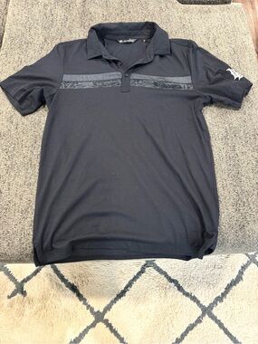 Men's Black Polo Shirt with Subtle Chest Stripe